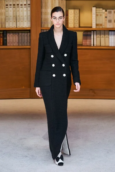 Look 4